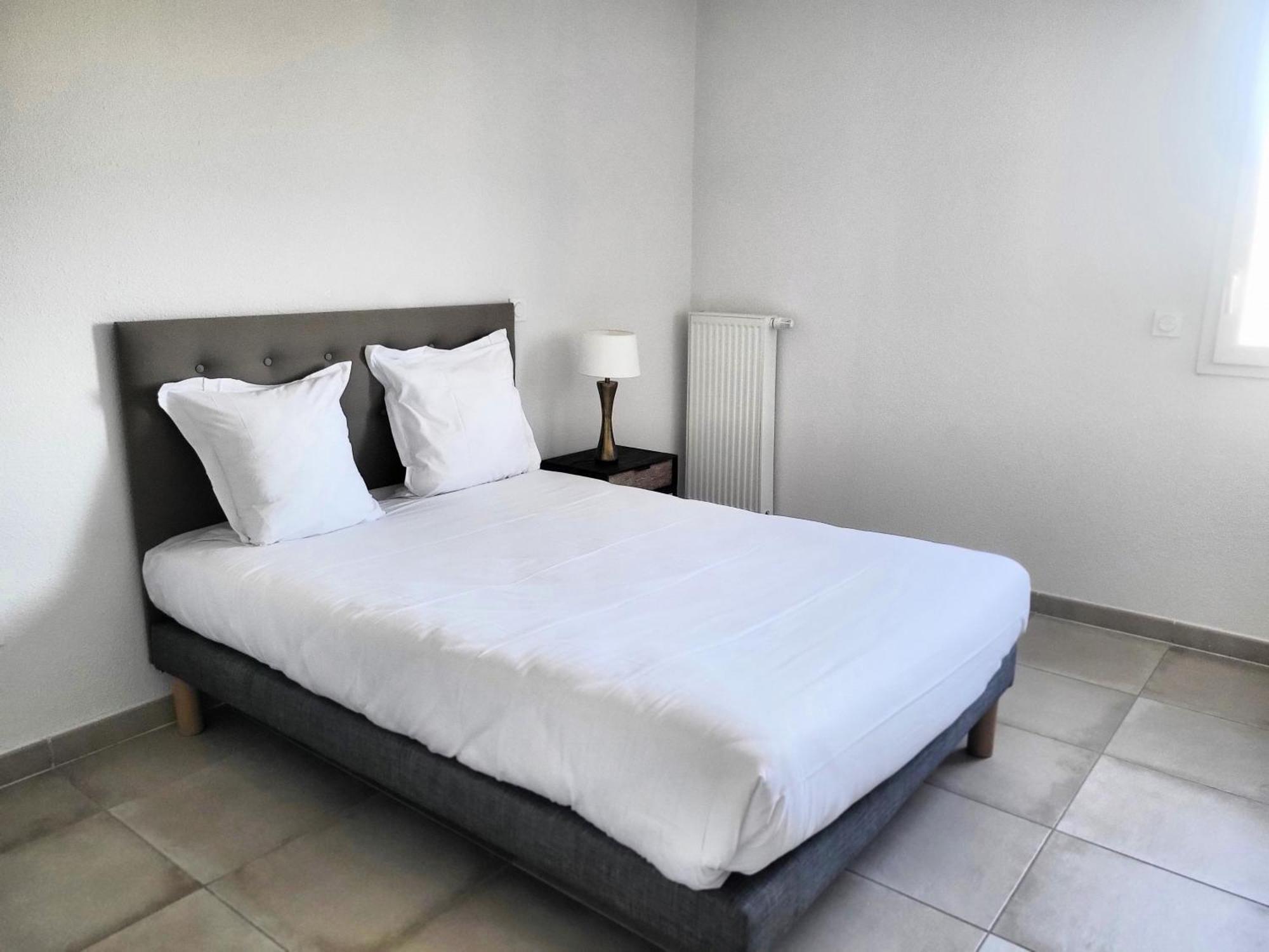Zenao Appart'Hotels Villeneuve-lès-Avignon Dış mekan fotoğraf